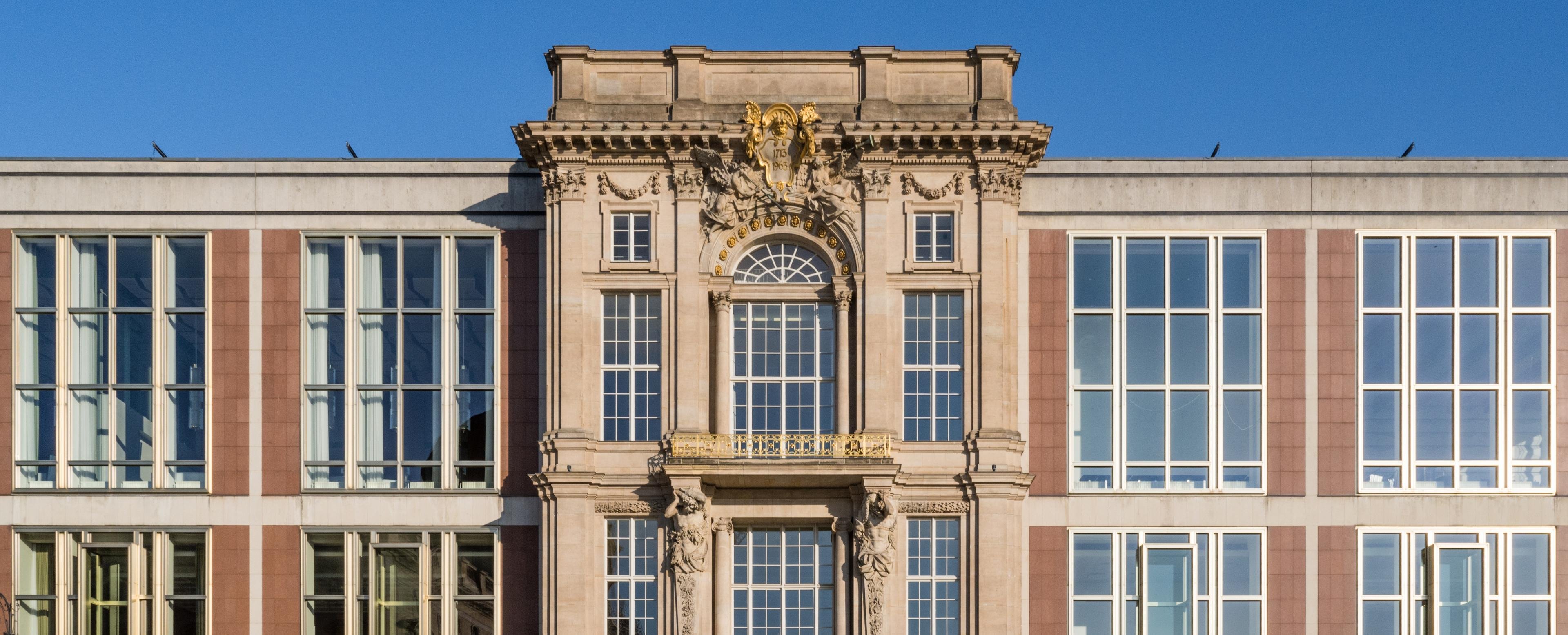 MGM Admissions Page Image of ESMT campus building