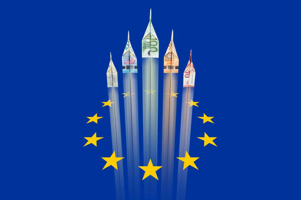 Euro banknotes shaped like rockets launch upward through a circle of yellow EU stars on a blue background, symbolizing economic growth and innovation in Europe.
