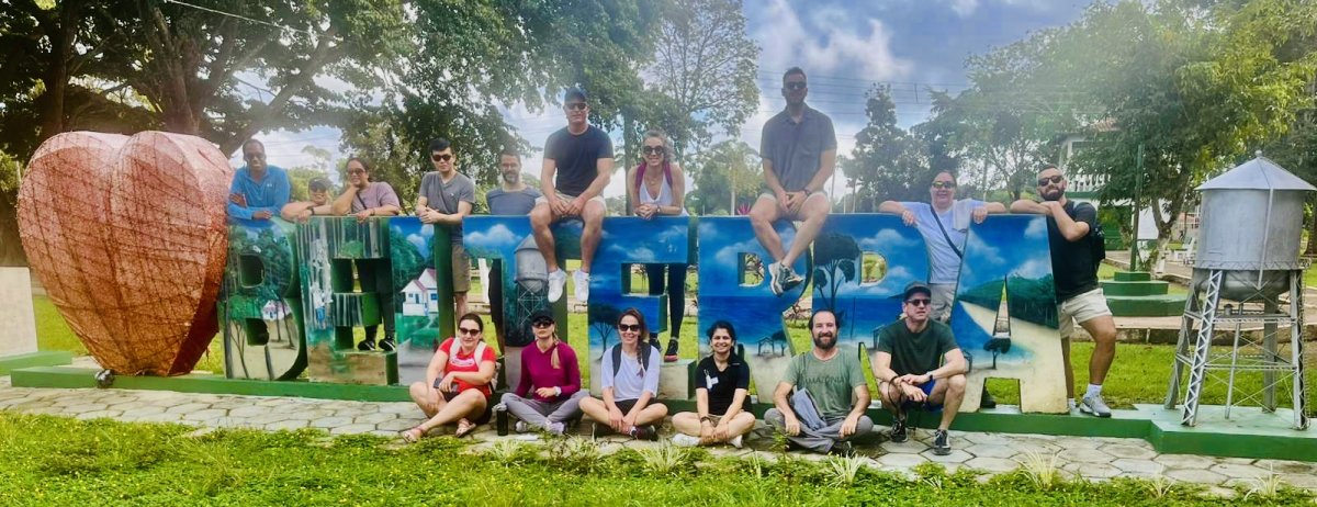 International group of EMBA students from various institutions
