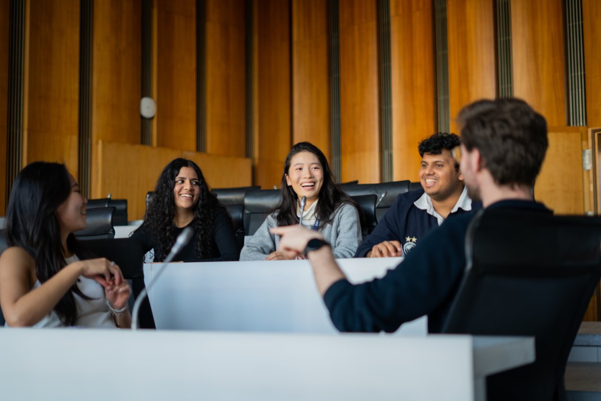 Masters students at ESMT Berlin during a group project