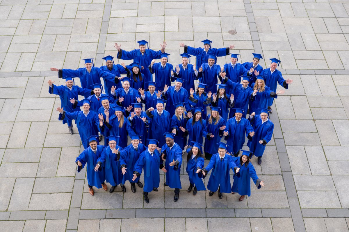 Mini MBA Guide: Pros, Cons, and How to Choose the Right Program