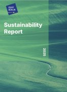 Cover of the ESMT Berlin Sustainability Report 2025, featuring an aerial view of green agricultural fields.