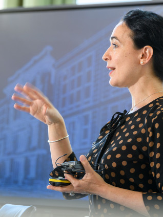 Professor Catalina Stefanescu-Cuntze in the classroom