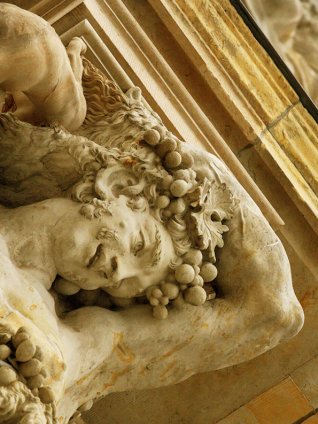 Statue