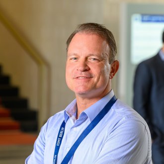 ESMT Executive MBA alum Joscha Gussmann on campus