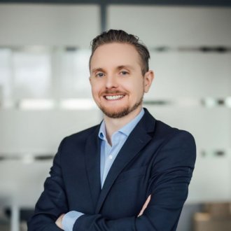 ESMT Berlin Global Online MBA student Jarek Kulik