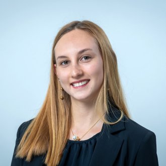 ESMT Master in Analytics and AI student Victoria Landazuri 