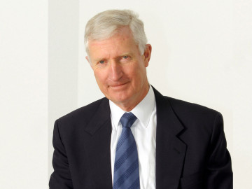 This is a photo of Derek F. Abell, ESMT Berlin.