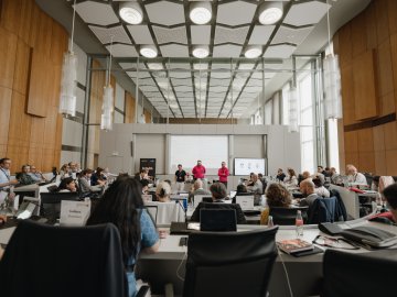 room full of people