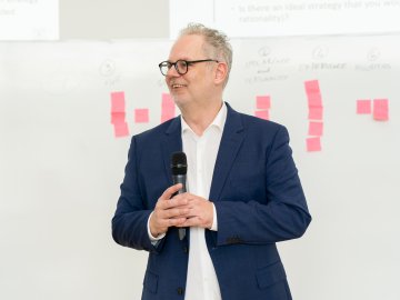 Ulf Schäfer, program faculty
