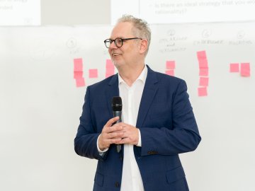 Ulf Schäfer, program faculty