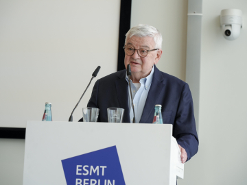 Joschka Fischer speaks at ESMT event "Trump’s Impact: The State and Future of Transatlantic Relations" 
