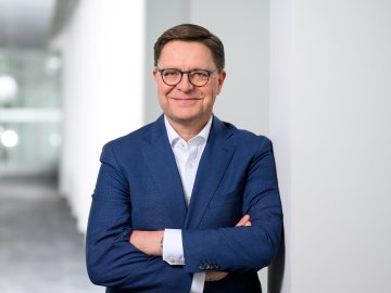 Today’s Global Leader with Stefan Grosch 