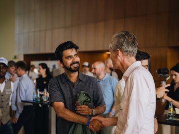Executive MBA alumni at ESMT Berlin, reconnecting during the Annual Alumni meeting