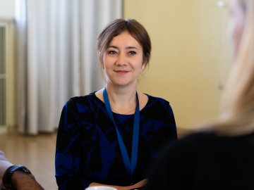 Executive Education Program Director Nadeshda Kreya in a group discussion