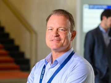 ESMT Executive MBA alum Joscha Gussmann on campus