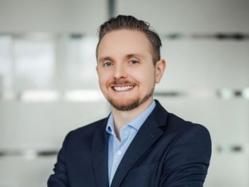 ESMT Berlin Global Online MBA student Jarek Kulik