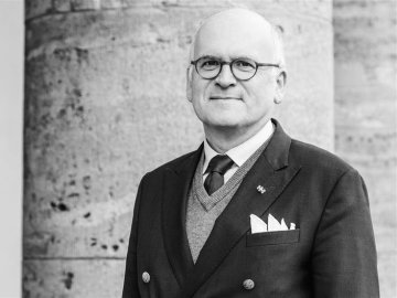 This is a photo of Prof. Dr. Klaus Schweinsberg