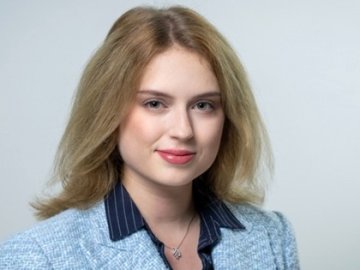 ESMT Berlin Master in Innovation and Entrepreneurship student Gwyneth-Tyger Carys Neumann