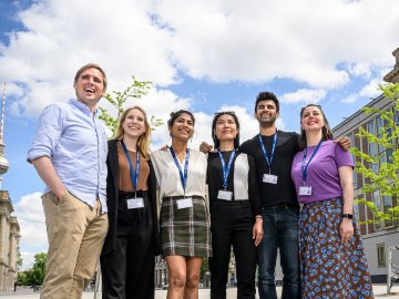Group of ESMT MBA students in front of the ESMT building in Berlin, Germany.