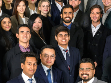Full class photo of FTMBA 2024
