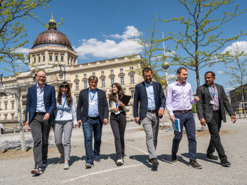 EMBA group photo 2023