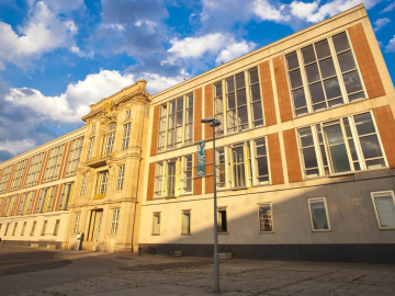 ESMT building
