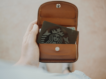 wallet with a Starbucks loyalty card
