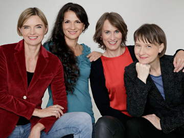 4 members of the Klenke Quartett posing together