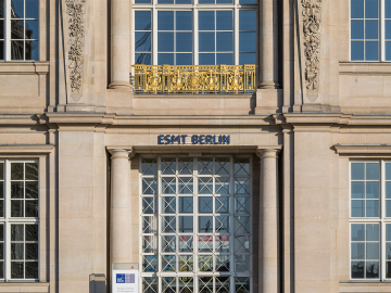 ESMT Berlin Building with lettering