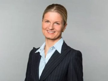 Beatrix Becker, Head of Business Development at ESMT Berlin