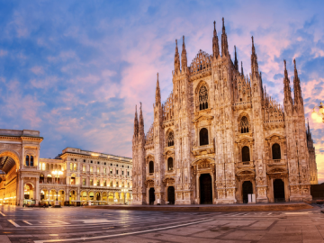 Image of the cathedral in Milan at sunset