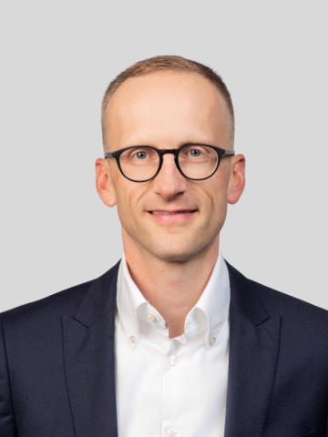 Henry Sauermann Insigh Hour