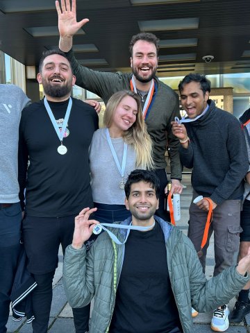 Punit Thakkar, Leif Steen and their medal winning student team at the ESMT Olympics