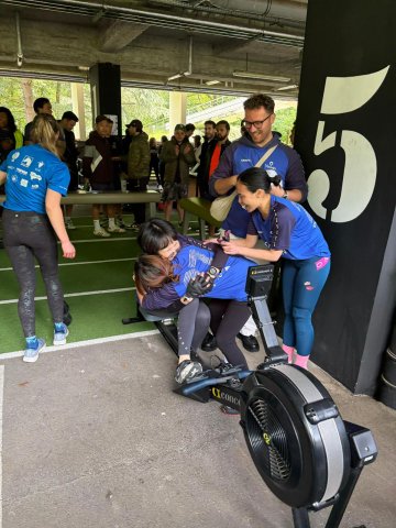 ESMT Full-time MBA student Rhonda Li and teammates celebrating after competing at the MBA tournament in Paris