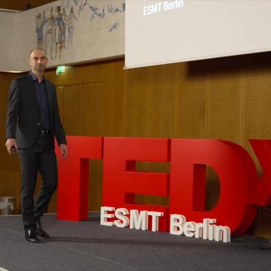The Social Side of Burnout | Eric Quintane | TEDxESMTBerlin