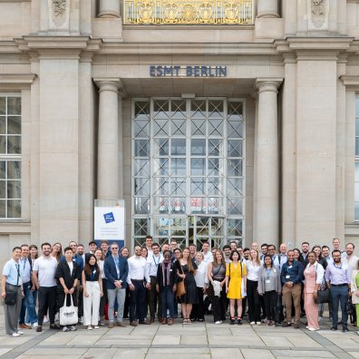 Chika Ananaba and the Global Online MBA class of 2025 outside the ESMT Berlin building