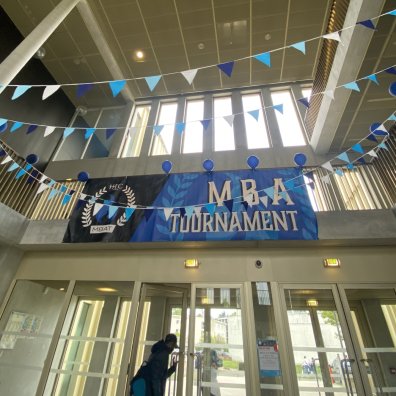 A banner from the MBA tournament at HEC Paris