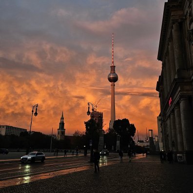 A photo of the Berlin TV Tower taken from the ESMT campus