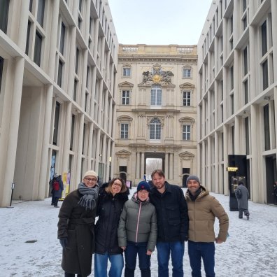 ESMT Berlin Full-time MBA student Beatriz Sgobi and classmates on a winter lunchbreak at the Humboldt Forum