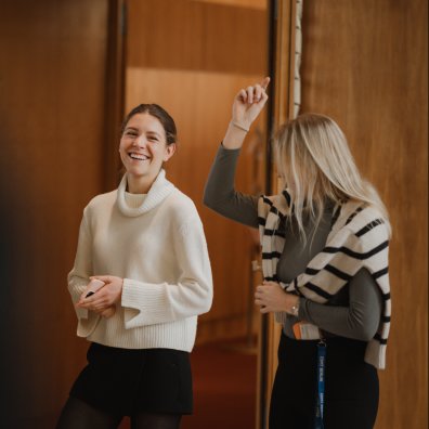 ESMT Berlin Master in Innovation and Entrepreneurship students laughing during their ideation bootcamp