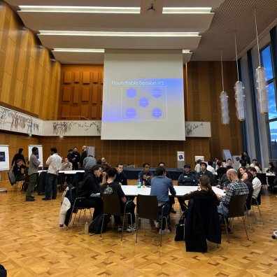 The ESMT Berlin Venture Club students during a workshop