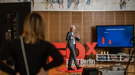 Jan Hagen speaking at TEDx Talk at ESMT Berlin 