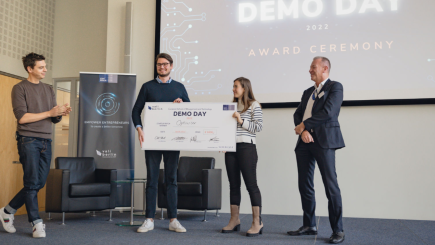 Vali Berlin Demo Day 2022 at ESMT