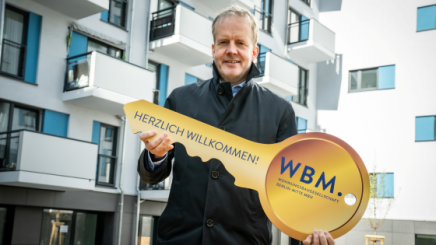 Georg Garlichs, CFO at ESMT Berlin, infront of the student appartments