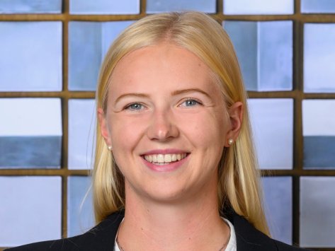 ESMT Berlin Master in Innovation and Entrepreneurship alum Caroline Baltrusch