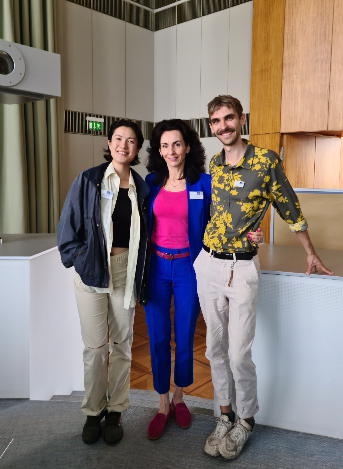 Viktoriia Kulish with PM team