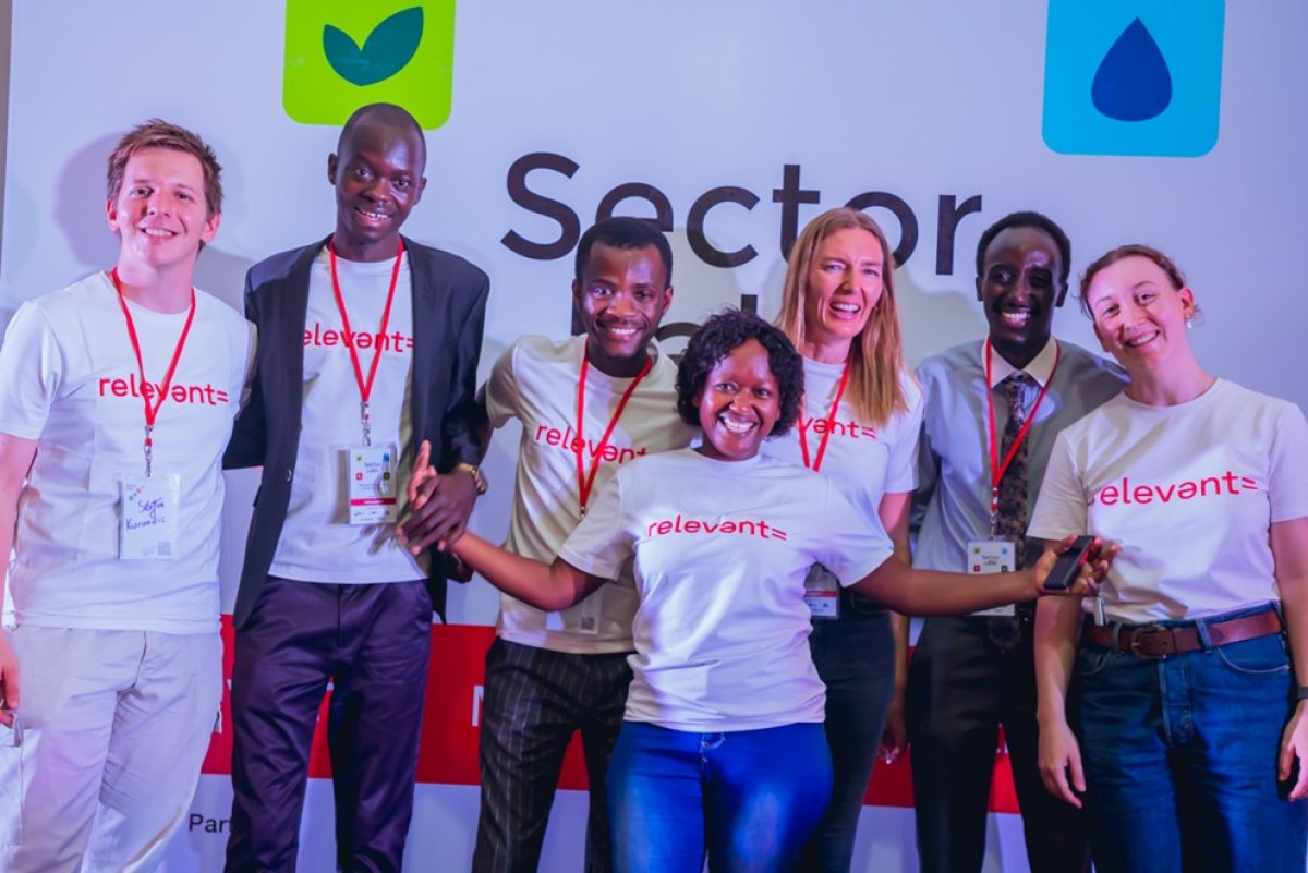 ESMT Master in Global Management student Elise Most in Uganda with her team