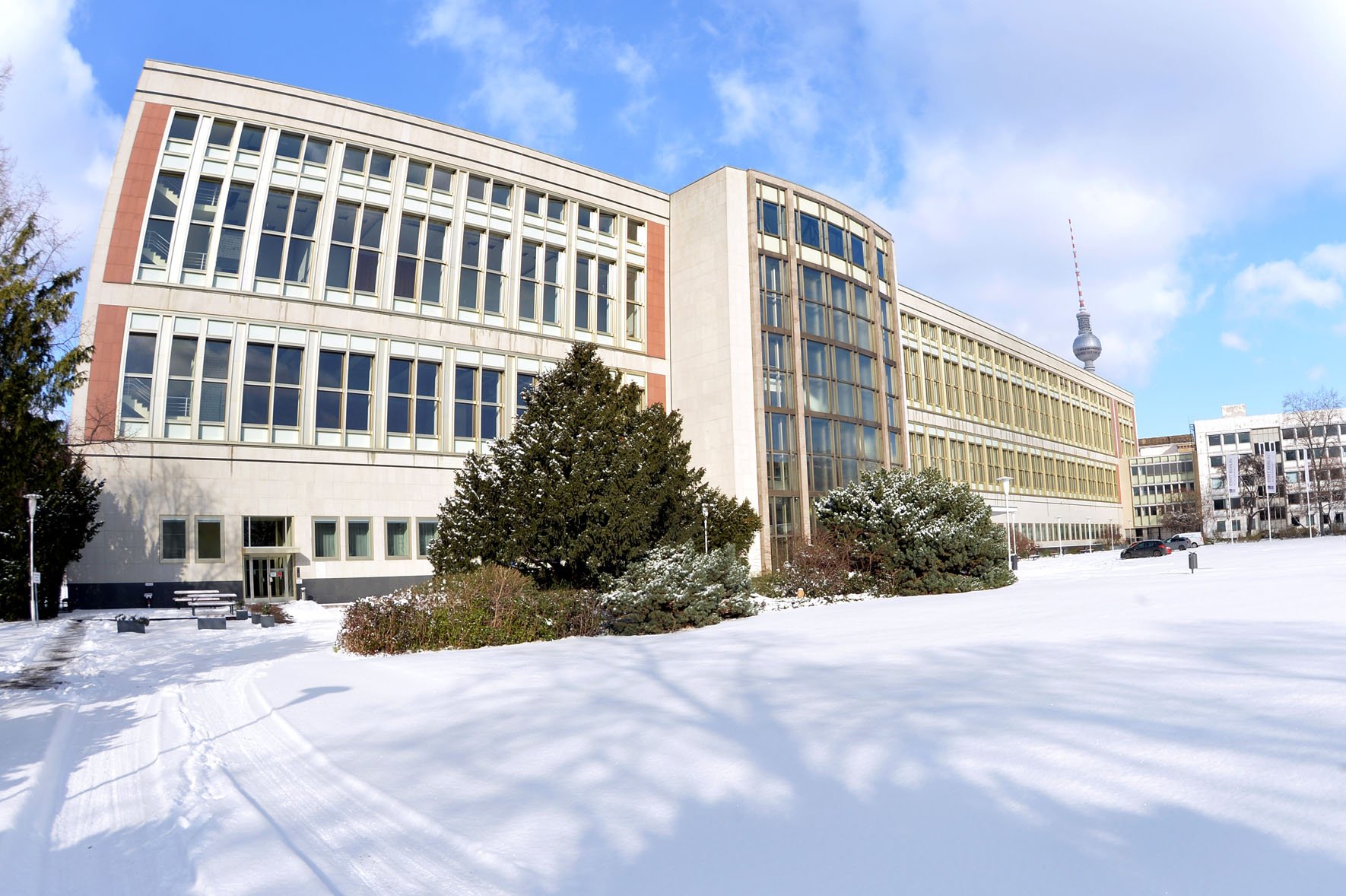 Picture of ESMT building during the winter with snow on the ground.