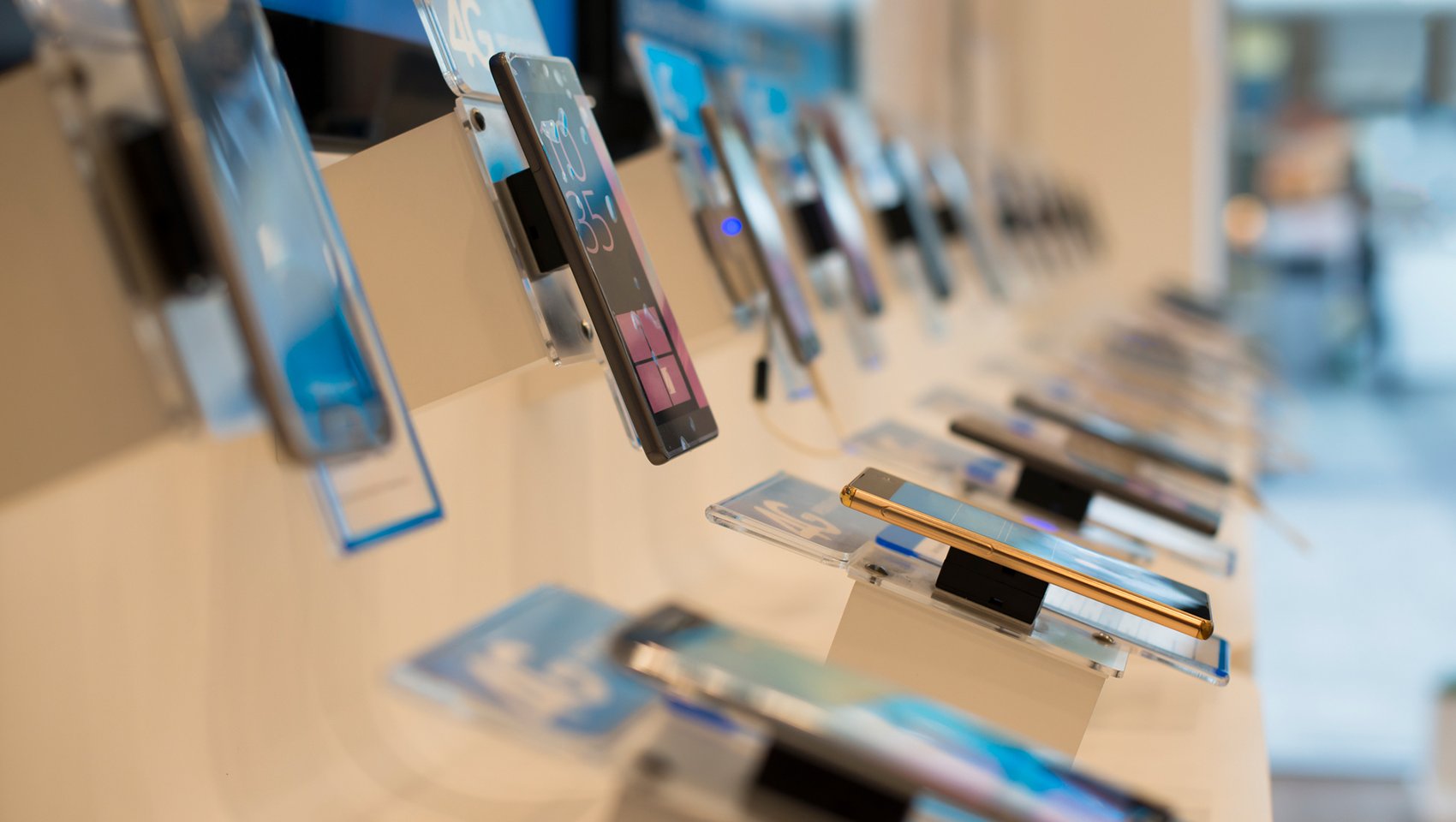 smartphones in display in a shop